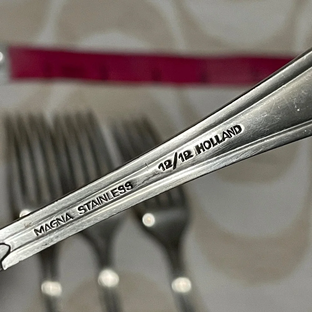 Set of 4 Vintage Magna Stainless Forks 12/12 Holland Ornate Dining Flatware‎